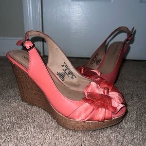 Covington size 7 coral open toe wedges